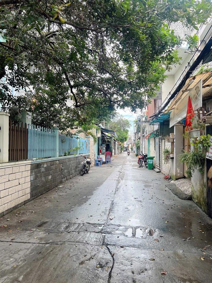 Nhà 42m2 hẻm đường tây hòa, 3,68 tỷ, siêu hot, thủ đức, hcm