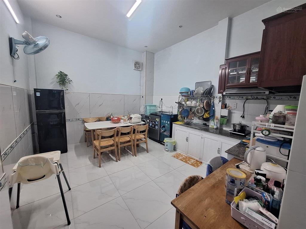 Giảm sâu nhà 2 tầng gần trường đh giao thông vận tải đường lã xuân oai thủ đức
