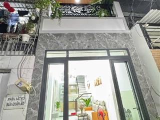 Nhà 4 tầng 3 pn . 4 wc ngay tỉnh lộ 10  mã lò. sát bên tên lửa chợ bình trị đông
