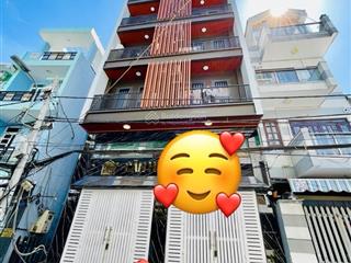 Nhà 5 tầng quận 6  thang máy xin