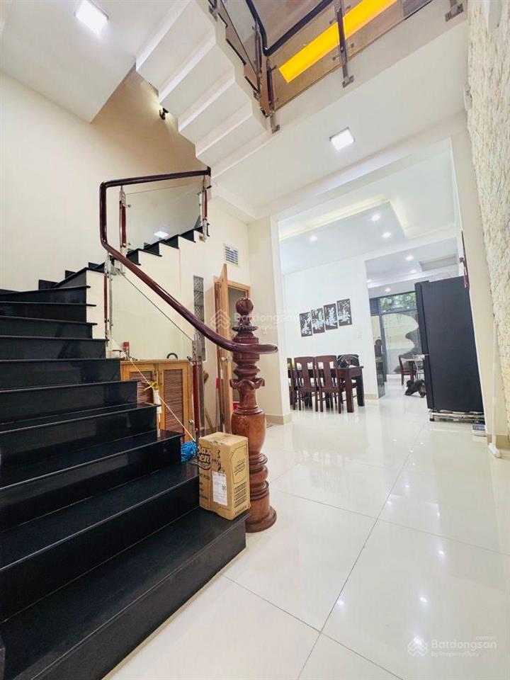Nhà đúc 4 tầng  hẻm xe tải ngay an lạc bình tân