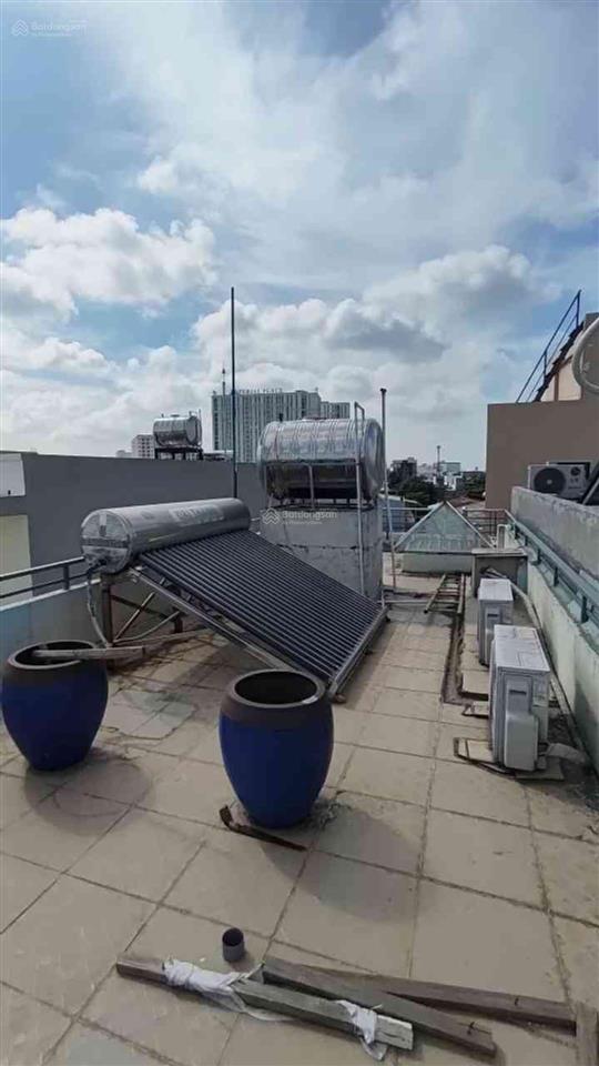 Nhà 4 tầng ngay khu y tế kỹ thuật cao  hẻm xe hơi vào nhà