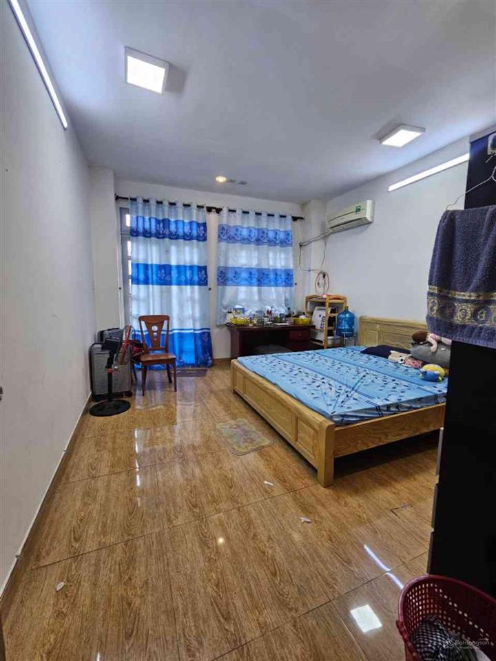 Nhà hẻm xe tải 8m  ngay tỉnh lộ 10