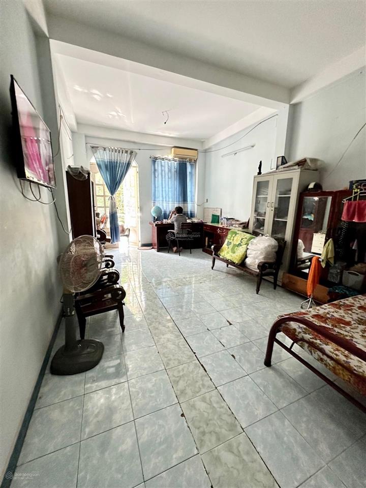 Nhà mặt tiền đường số  khu tên lửa