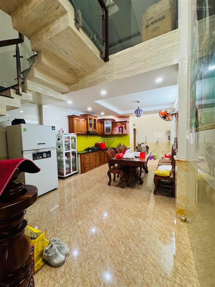 Nhà 4 tầng hxh 8m ngay phan anh  gần hoà bình  đầm sen.