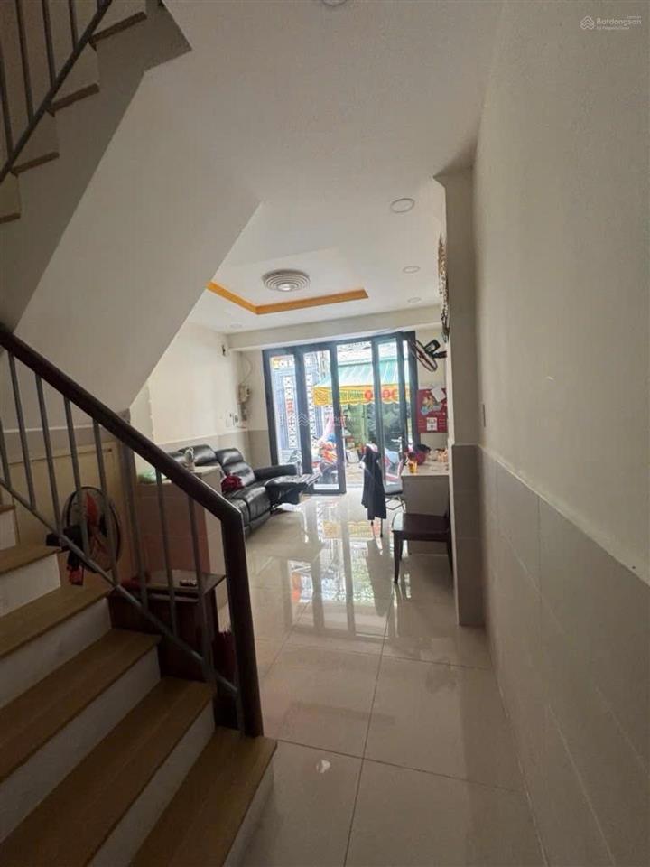 Nhà q6  hẻm 5m thông  ngay vòng xoay coop  mart bà hom  phú lâm