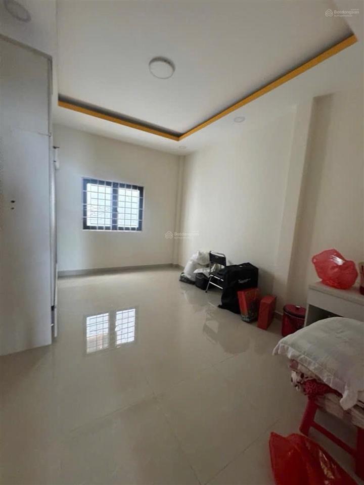 Nhà q6  hẻm 5m thông  ngay vòng xoay coop  mart bà hom  phú lâm