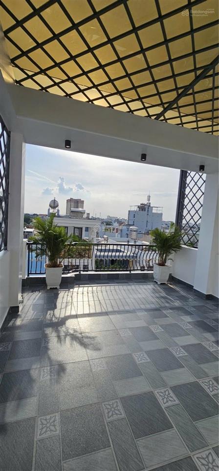 Nhà 6 tầng ngay chợ hương lộ 2