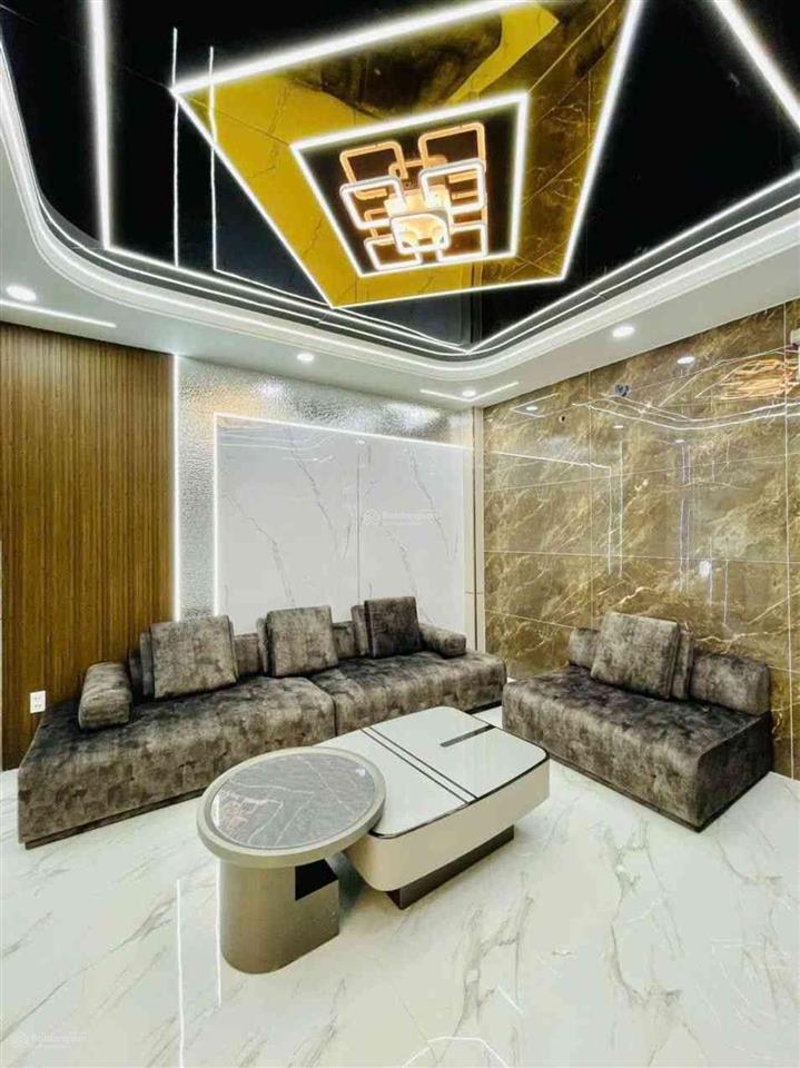 Nhà 5 tầng mới xây  thang máy xịn  nội thất đẳng cấp luxury
