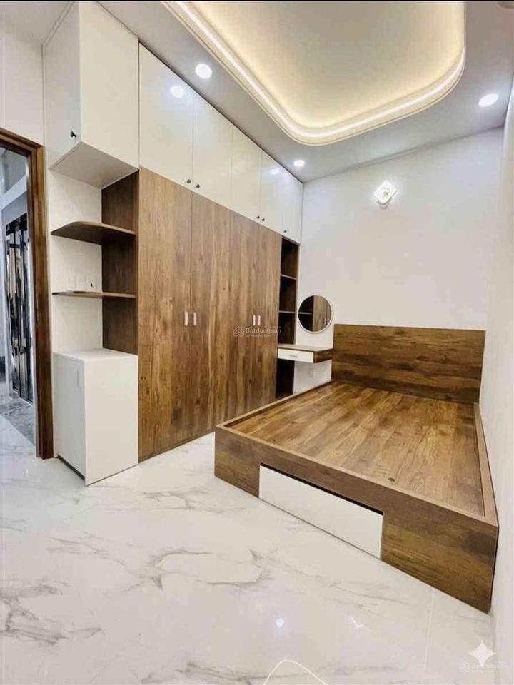 Nhà 5 tầng mới xây  thang máy xịn  nội thất đẳng cấp luxury