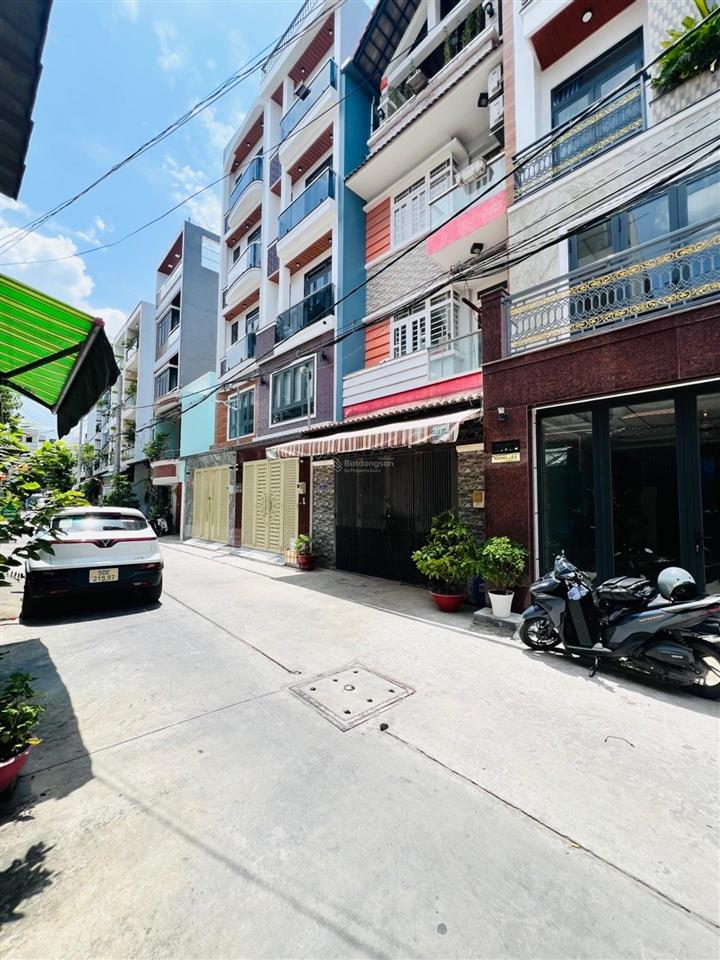 Nhà 5 tầng  thang máy xịn  hẻm 8m thông