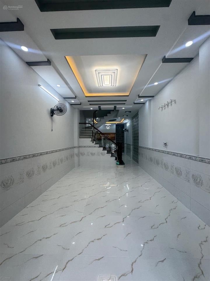 Nhà 4 tầng 4 pn  hẻm 5m ~ ngay chợ cây da sà  gần bên aeon tên lửa