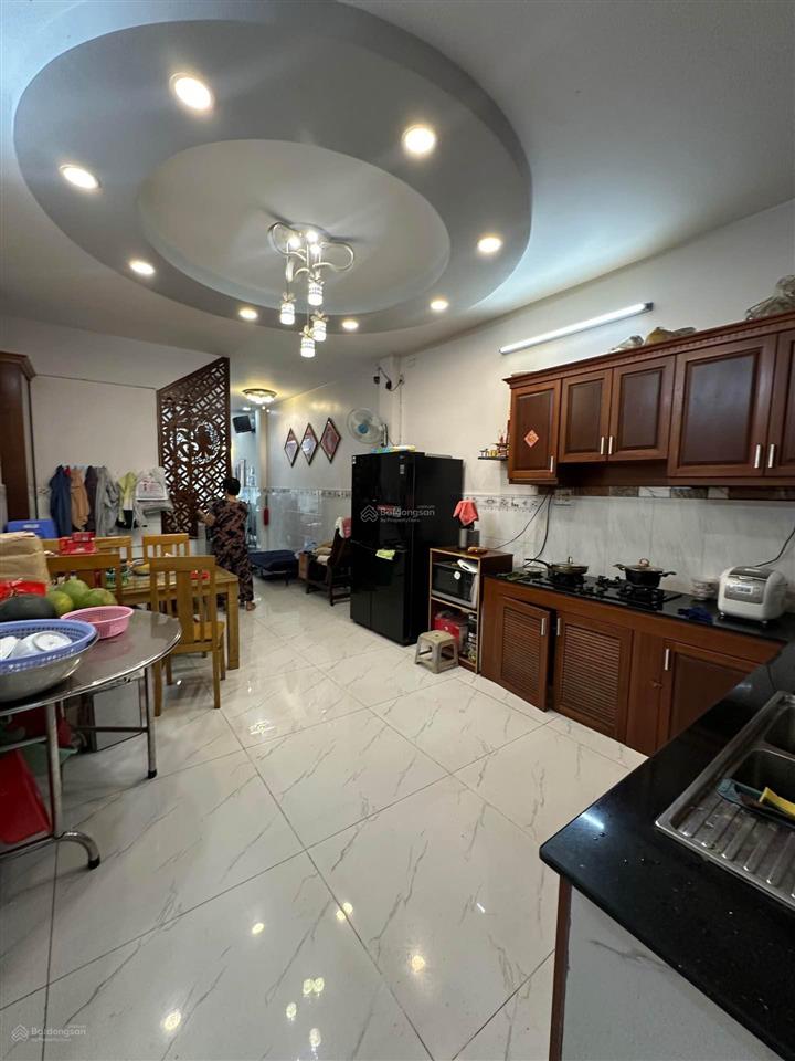 Nhà mặt tiền đường 29  bình phú  q6