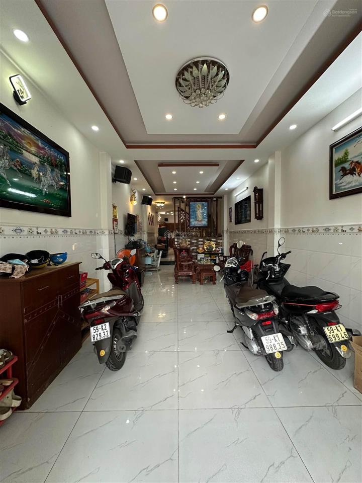 Nhà mặt tiền đường 29  bình phú  q6