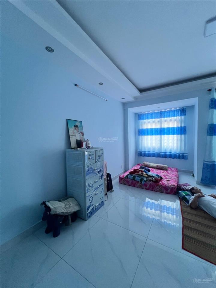 Nhà 4 tầng khu tên lửa  hẻm 10m xe tải thông tl10