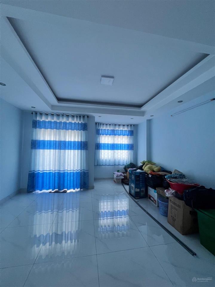 Nhà 4 tầng khu tên lửa  hẻm 10m xe tải thông tl10
