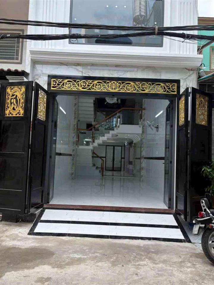 Nhà 5 tầng hẻm xe hơi 6m gần chợ gò xoài. 3km đến aeon tân phú.