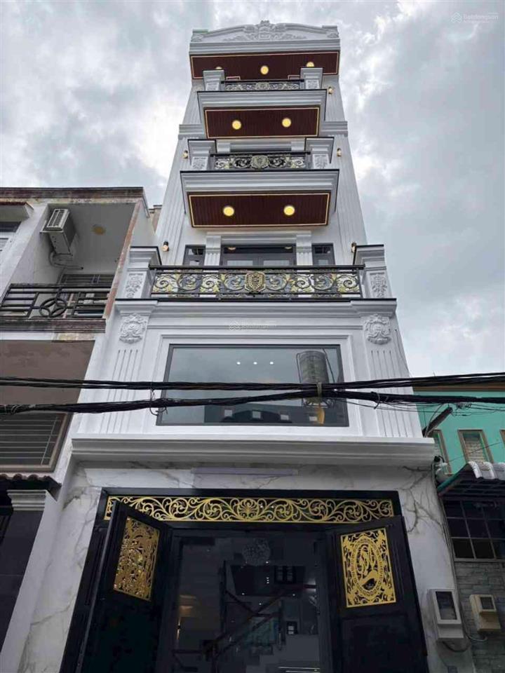 Nhà 5 tầng hẻm xe hơi 6m gần chợ gò xoài. 3km đến aeon tân phú.