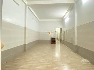 Nhà ngay kinh dương vương, q6  gần vòng xoay phú lâm