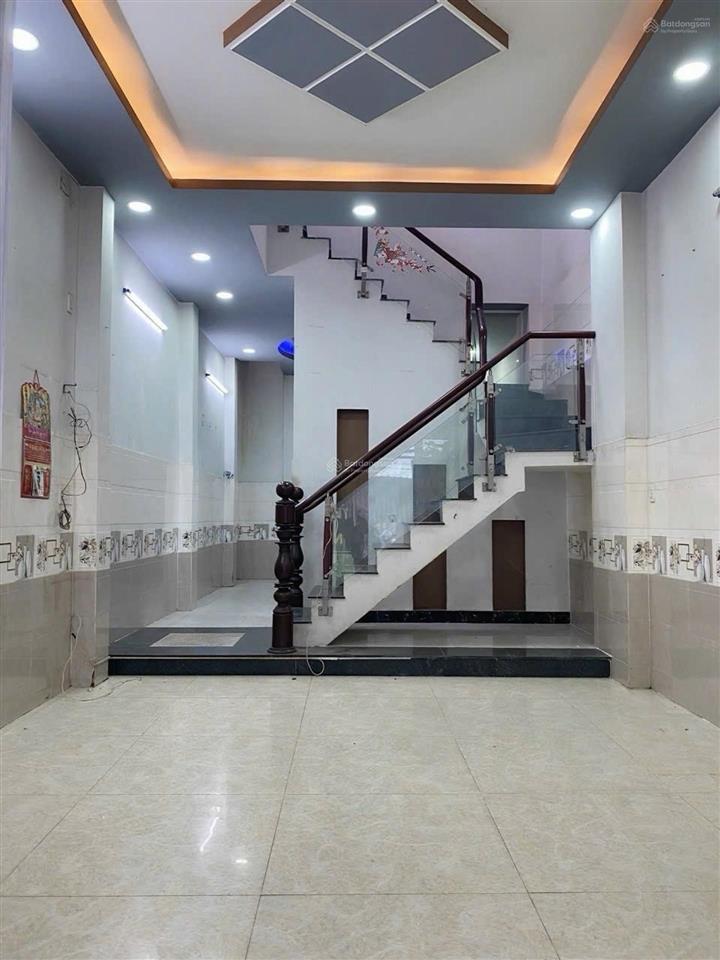 Nhà 2 tầng mái thái  hẻm xe 5m thông 759 hương lộ 2