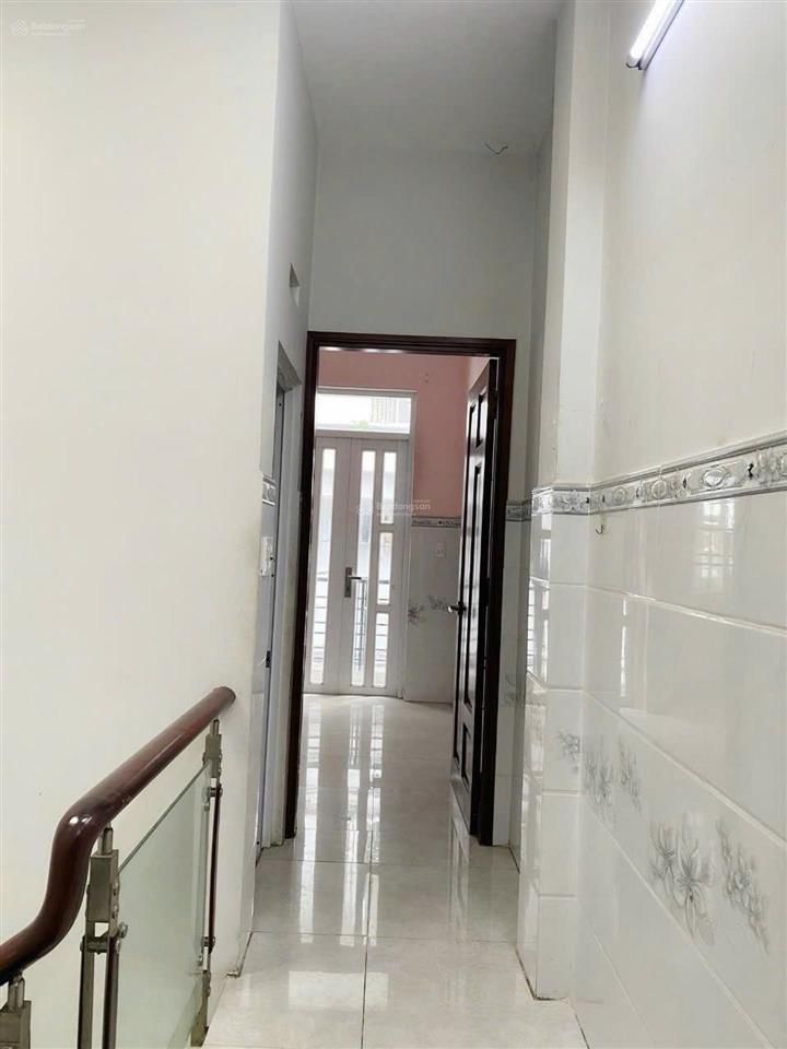 Nhà 2 tầng mái thái  hẻm xe 5m thông 759 hương lộ 2