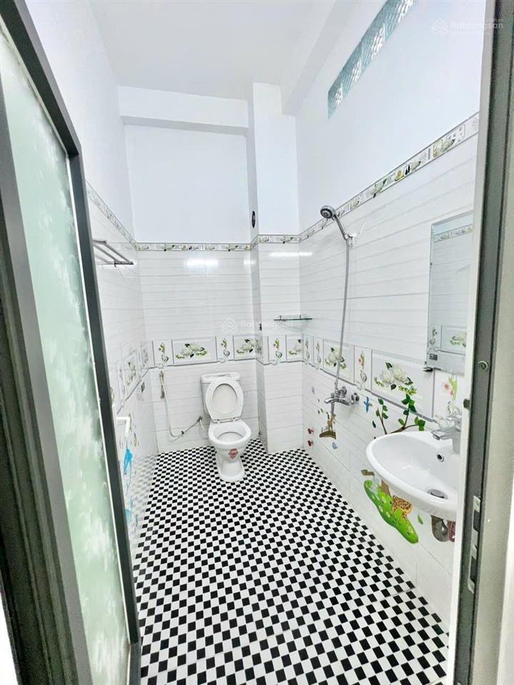 Nhà hẻm xe tải tránh  ngay hương lộ 2