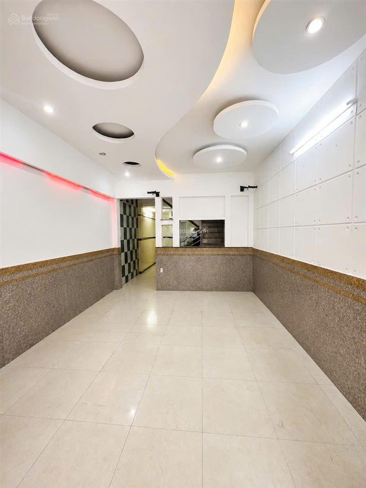Nhà 3 tầng  4 pn  hẻm oto 5m  gần aeon tân phú