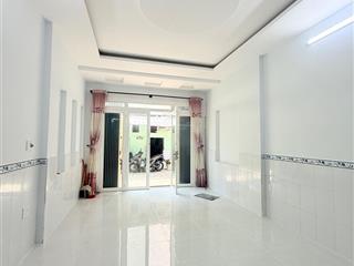 Nhà hẻm 6m xe hơi thông  mới dọn vào ở ngay