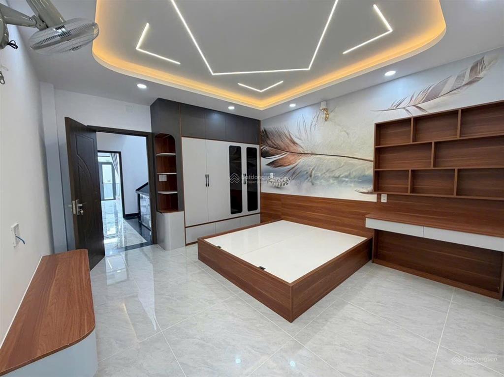 Siêu phẩm  4 tầng  khu vip tô hiệu  nguyễn văn yến  hòa bình  đường 7m  tân phú giáp q11