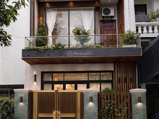 Chính chủ gửi bán nhà đảo 1 hòa xuân giá tốt nhất khu