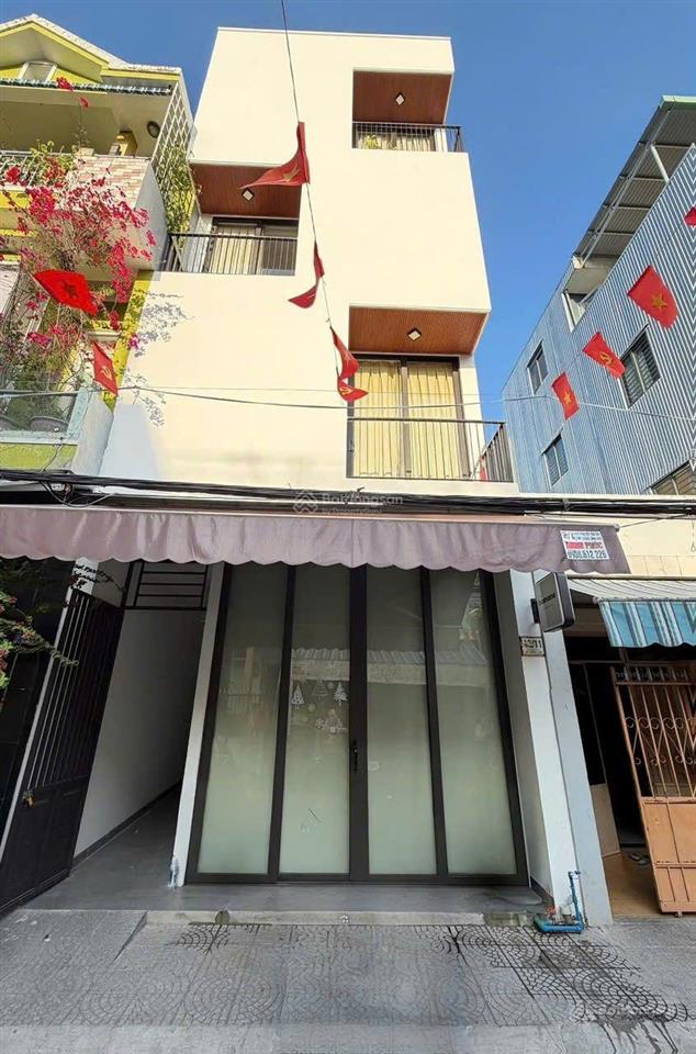 Tòa căn hộ 5 tầng 7 căn hộ full khách dòng tiền 40 triệu/tháng