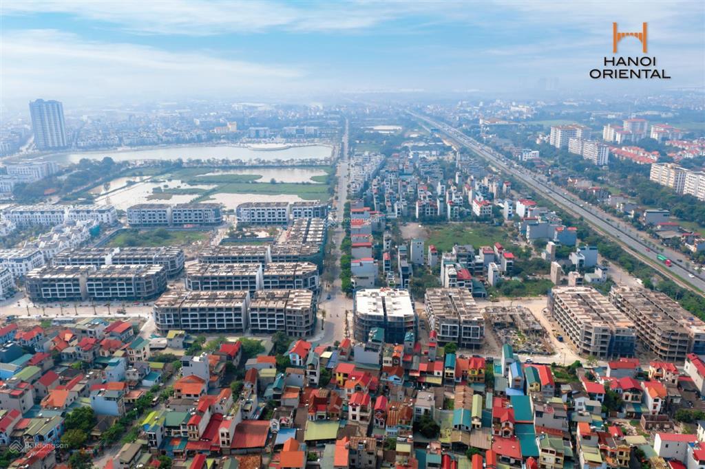 15,3 tỷ căn 76m2 giá gốc cđt, hướng đn, sát khu dân cư, gần bãi gửi xe tại hà nội oriental gia lâm