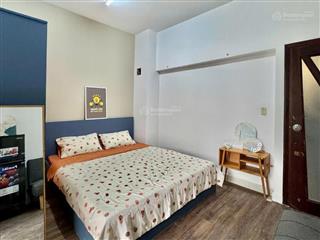 Cho thuê phòng ngủ tách bếp , full nội thất, giá chỉ 5.5 triệu xách vali vào ở.  0946 867 ***