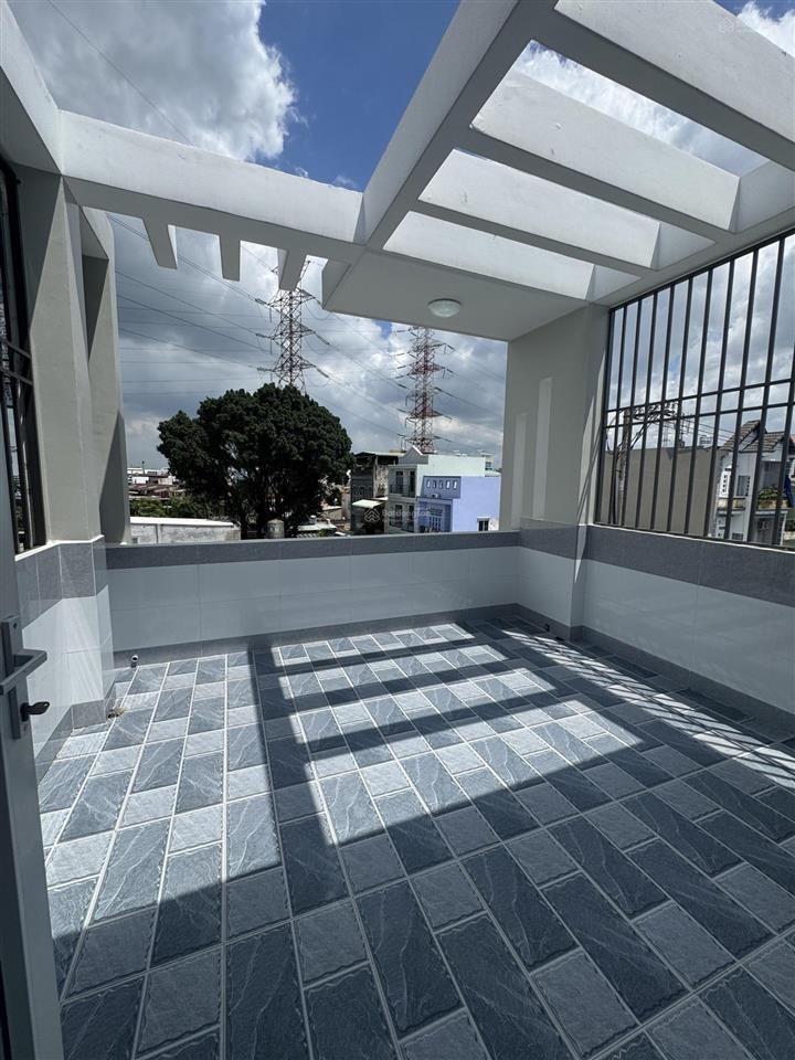 Bán nhà mặt tiền ta04 quận 12, gần metro, 4pn, 3 tầng, giá 7,2 tỷ