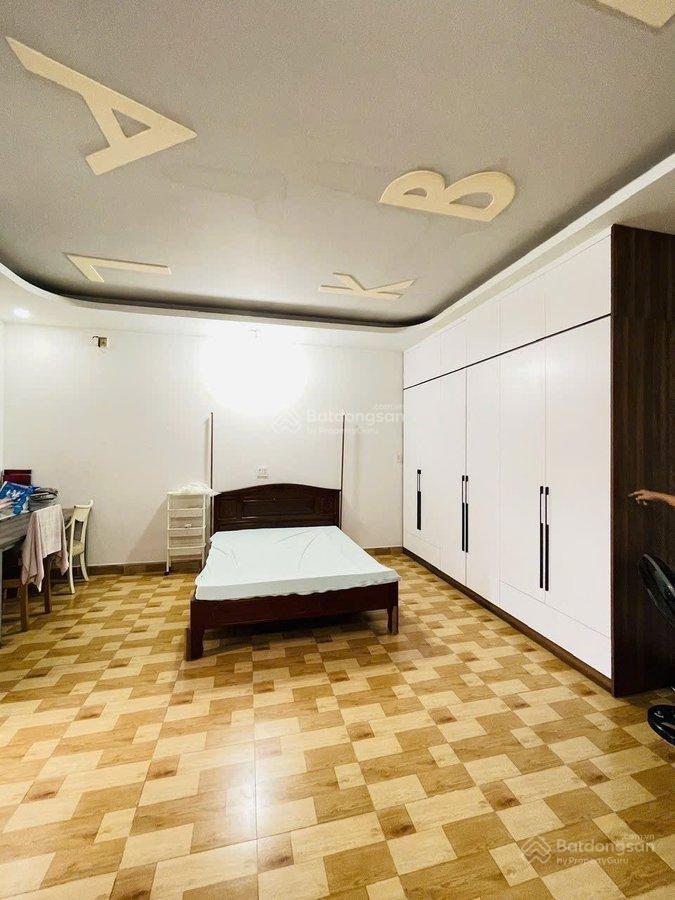 Bán biệt thự hoàng hải hóc môn 368m, 3 tầng, 12pn, 100% thổ cư, giá 10 tỷ