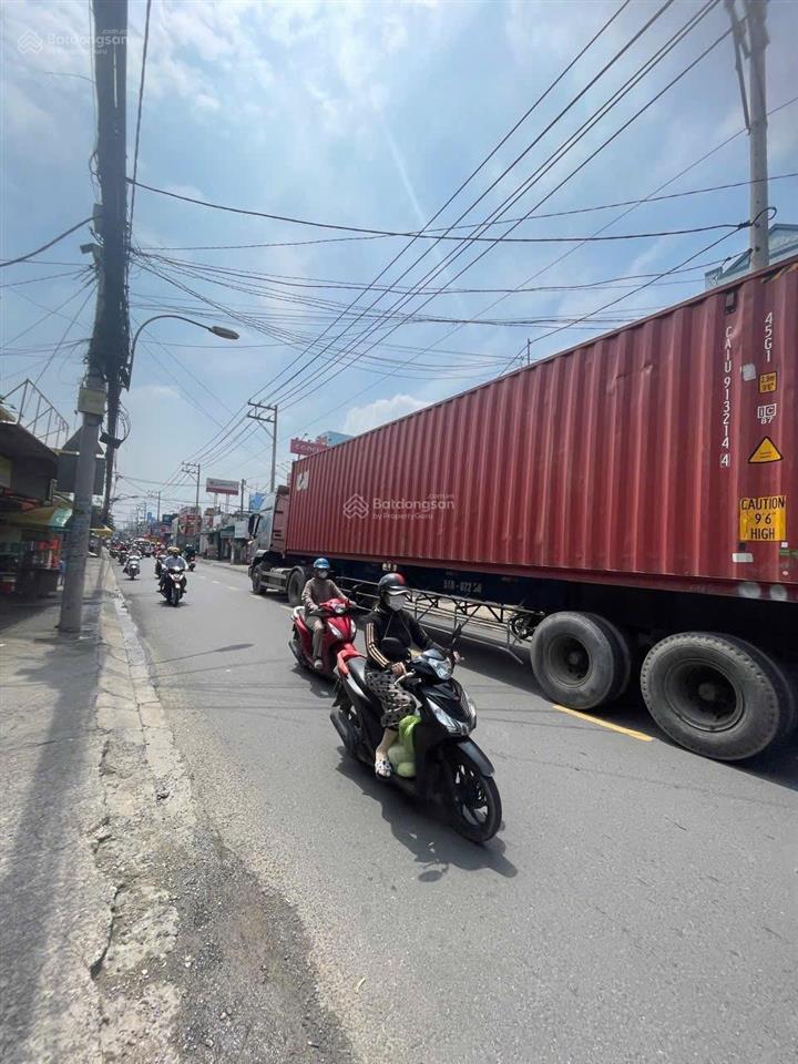Bán nhà mặt tiền quận 12 kinh doanh, ngang 9,5m, shr, giá 3 tỷ
