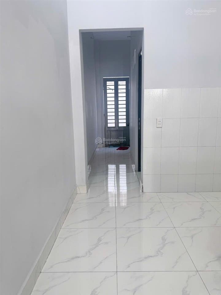 Bán nhà đường lâm thị hố 4x16m, 1 trệt 1 lầu, 4pn, đường 7m thông