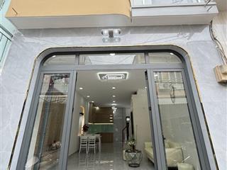 Bán nhà 2 mặt tiền mới đẹp ở ngay 47m2 giá 4.58 ty