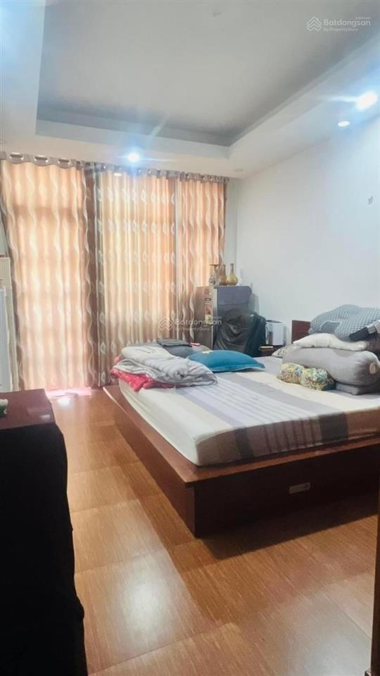 Gấp bán giảm sâu, mặt tiền nguyễn cảnh chân quận 1  dt 43m2 6 tầng