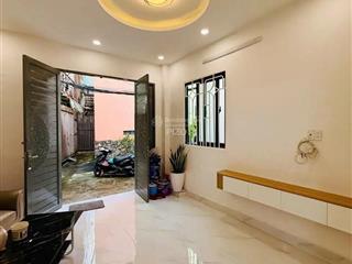 Ở ngay! nhà hoàng diệu, phường phú nhuận, hồ chí minh (4x9m)  3 tầng  8.1 tỷ thương lượng