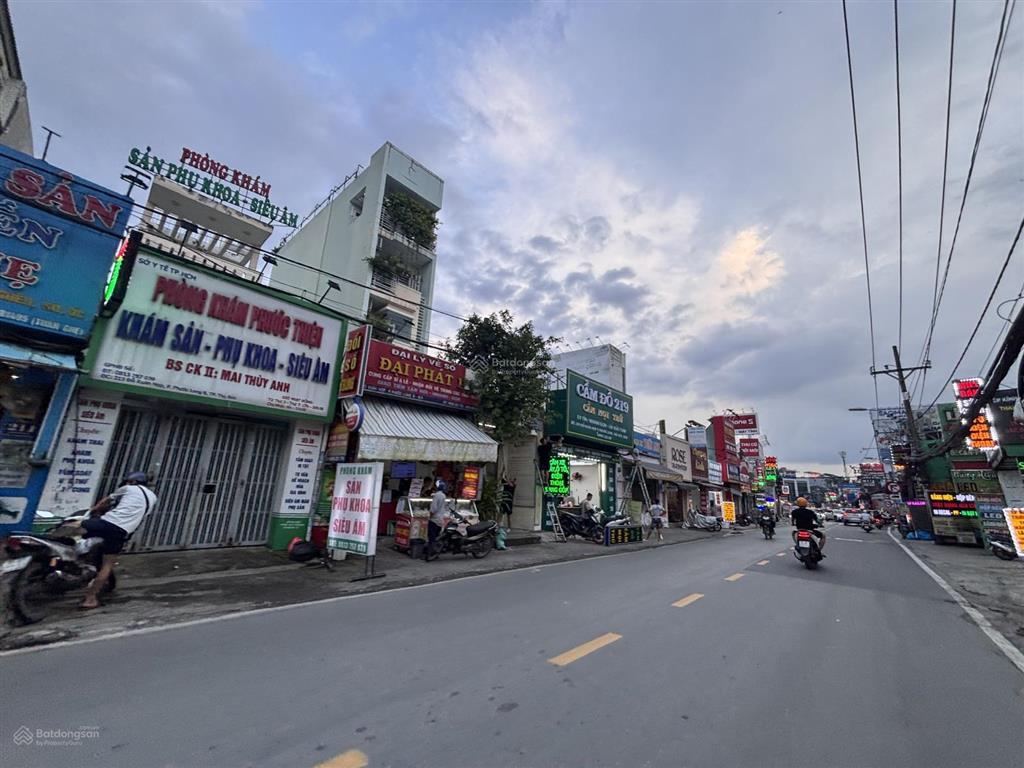 Bán nhà mtkd tây hòa 5 tầng  đường tây hoà  p. phước long a cho thuê full căn 55 triệu/ tháng