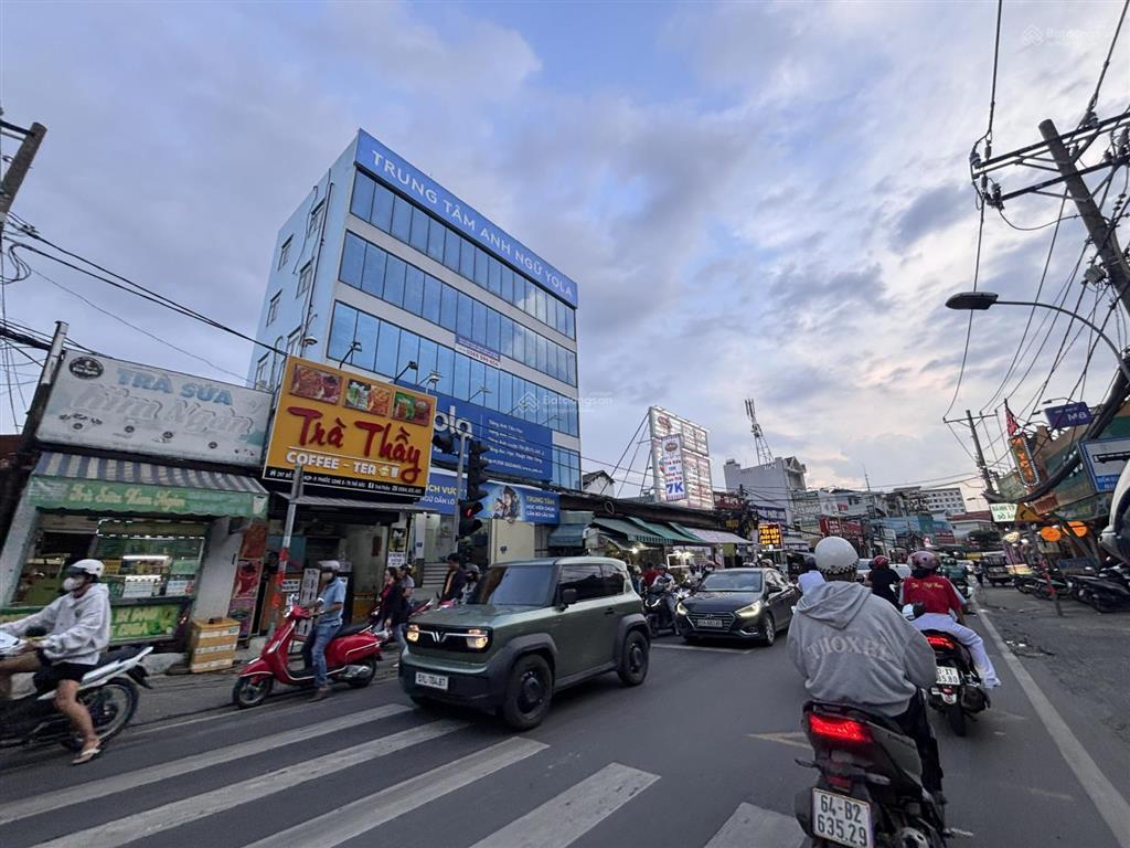 Bán nhà mtkd tây hòa 5 tầng  đường tây hoà  p. phước long a cho thuê full căn 55 triệu/ tháng