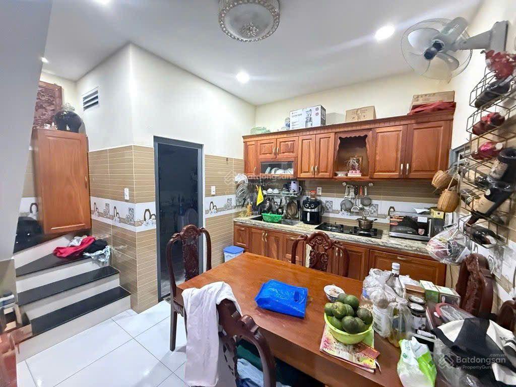 Nhà 2 tầng đường phan văn hớn phường tân thới nhất ,dt 62m2 (4,8mx14m) 3tỷ. tl