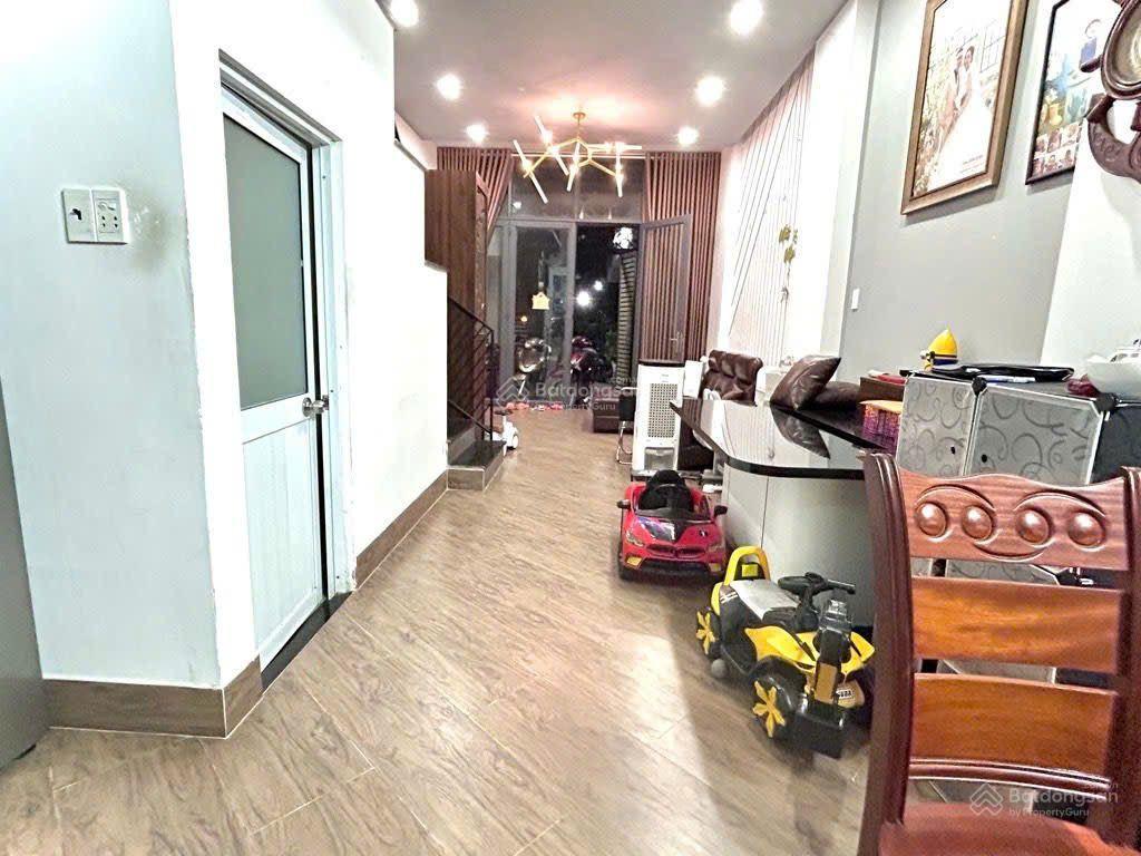 Nhà 4 tầng đường quốc lộ 1a phường an phú đông q12, dt 52m hẻm 6m giá 5,1 tỷ