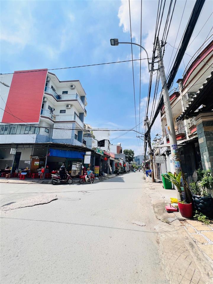 Hàng tồn kho giá siêu tốt nhà mặt tiền kinh doanh  gần ga metro bình thái  91m2 vuông vức