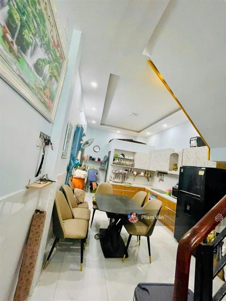 Quá hot! 4 tỷ nhỉnh nhà đẹp trệt lầu kiên cố  70m2 sổ riêng hoàn công đủ, đ11, trường thọ