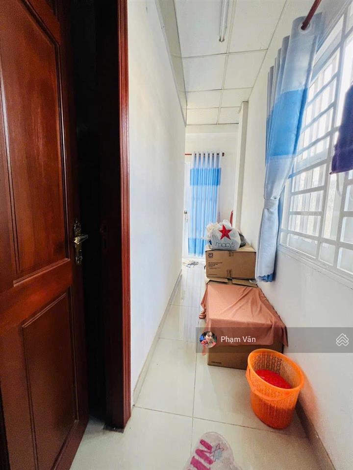 Sắp tuyệt chủng. nhà 104m2 kiên cố  mặt tiền đường gần phạm văn đồng không lộ giới, rẻ hơn hẻm