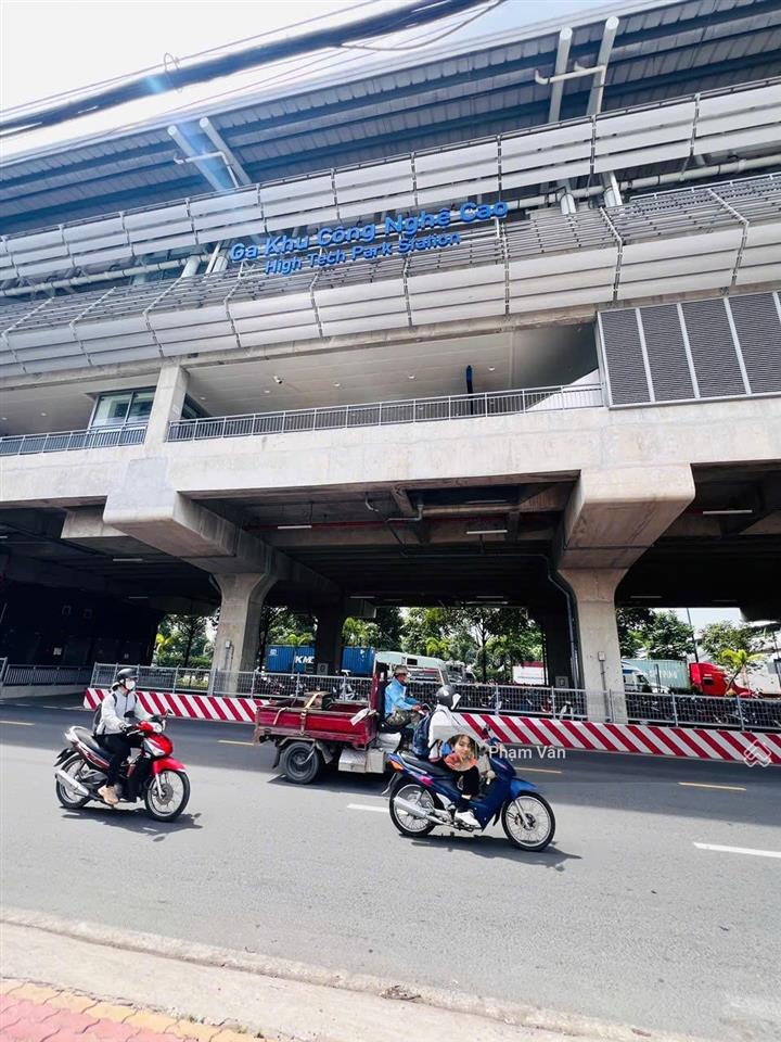 Đất biệt thự ngay ga metro kcnc  172m2( 8*21.5)  nơi ở nghỉ dưỡng lý tưởng thuận tiện đi lại