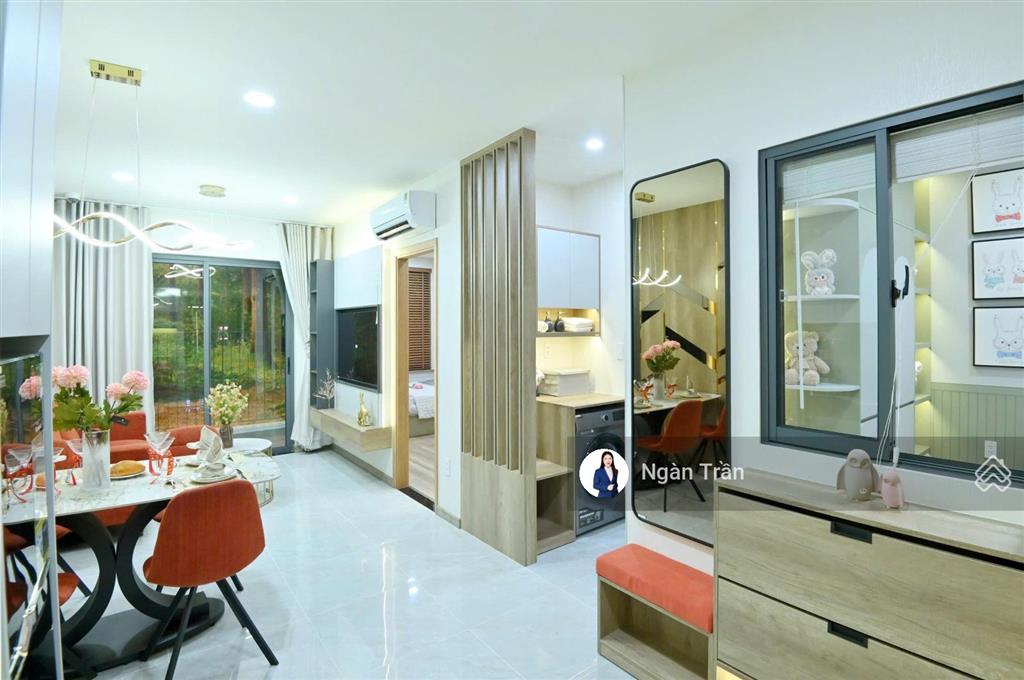 Chính chủ gửi bán căn hộ bcons 2pn view hồ bơi, cách ga metro 600m giá chỉ 1,76 tỷ
