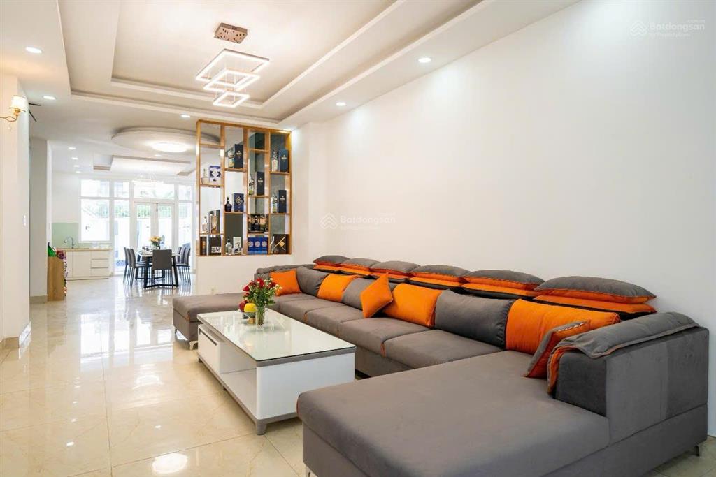 Biệt thự hồ bơi mt nguyễn bá huân, thảo điền| chỉ 165tr/m2| 4 tầng| 208m2 (7,5x 27m) hđt 90tr/tháng